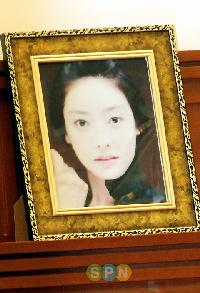 チャン・ジャヨンさん遺族、元事務所代表に損賠訴訟