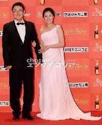【フォト】ムン・ソリ&チャン・ジュンファン夫妻=大韓民国映画大賞