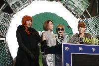 最高アルバム賞に2NE1=2010 MAA