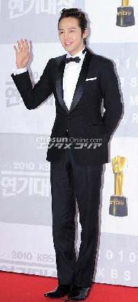 【フォト】チャン・グンソクのタキシード姿