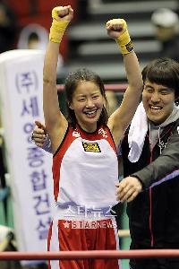 イ・シヨン、女子アマボクシングで優勝