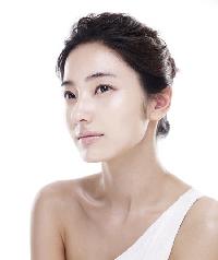 ハン・チェヨン、韓国化粧品のモデルに抜てき