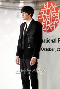 【フォト】ソ・ジソブ「開幕作に期待してください」