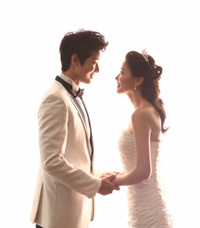 10月挙式カン・ソン＆イ・スルビ、ウエディング写真公開