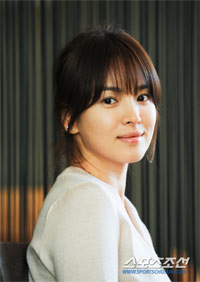 ソン・ヘギョ、仏マネジメント会社と契約