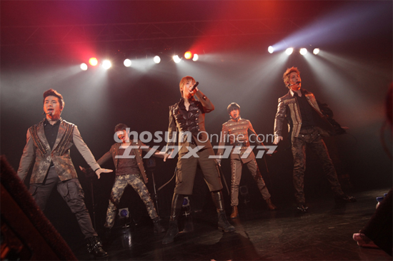 MBLAQがセカンドシングルリリース記念イベント開催、オリコン2位も
