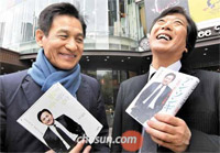 「国民的俳優」アン・ソンギの評伝を書いた日本人