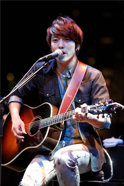 CNBLUE、日本で『MTV Unplugged』出演