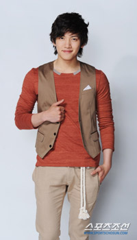 追突事故チ・チャンウク、原因は運転手の居眠りか