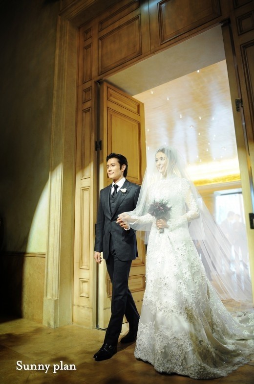 【フォト】イ・ビョンホンの妹イ・ウニ結婚式の写真