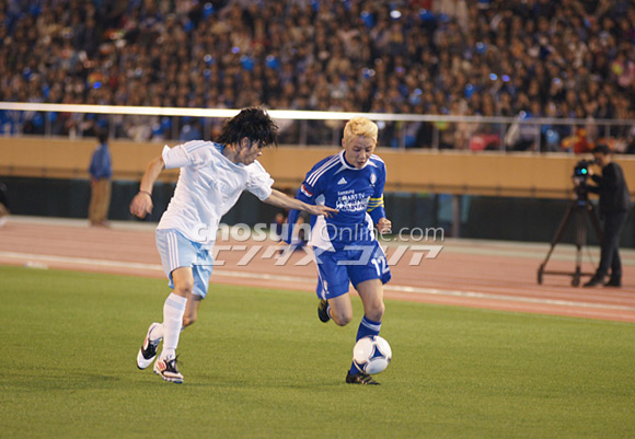 KIM JUNSU、サッカー韓日チャリティーマッチで劇的決勝ゴール