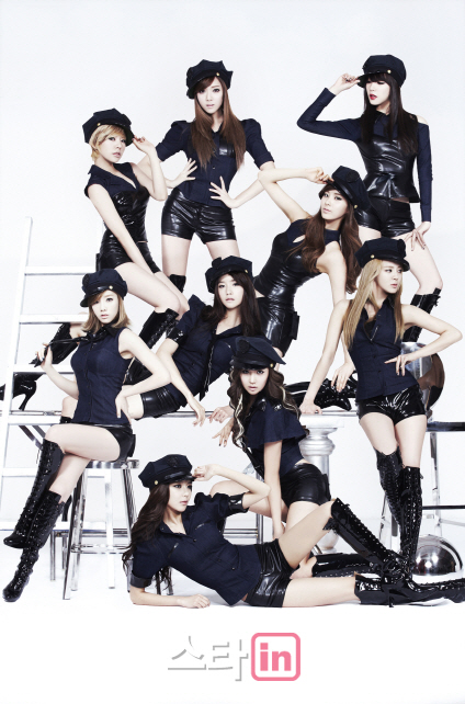 少女時代「Plusカカとも」、芸能人初100万人突破