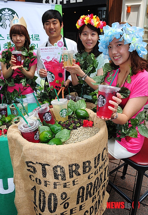 【トレンド】スターバックスの新飲料、お味は？