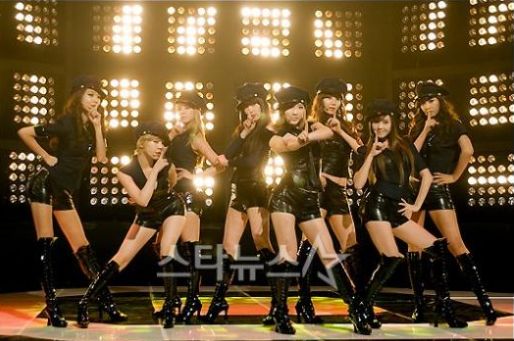  少女時代「Oh!」初日1位＝オリコン 