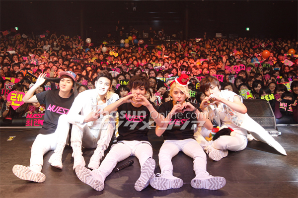 ▲(C)K-POP LOVERS! LIVE事務局