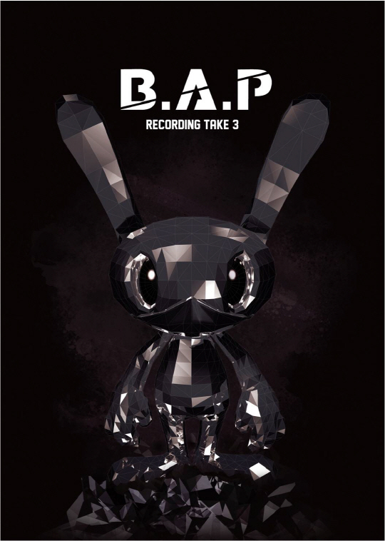 B.A.P限定版写真集、予約開始3日で完売