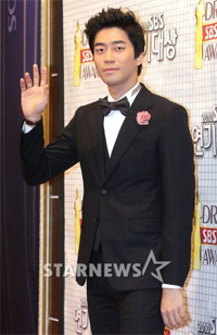 徴兵:シン・ソンロク、きょう召集解除