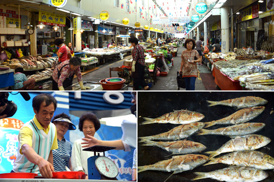 ▲馬山魚市場（写真上）で行われたコノシロの重さ当てクイズ（同左下）と、会場で振る舞われた焼きコノシロ（同右下） 。