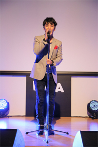 BIGBANGのV.I、日本で『指恋』イベントに出演