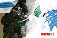 大雪で復旧作戦