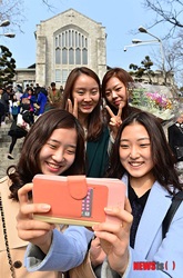 「私たち、きょうから女子大生」