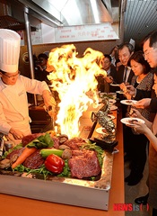 「済州産の馬肉召し上がれ」