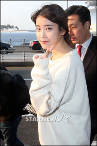 【フォト】香港に向かうIU