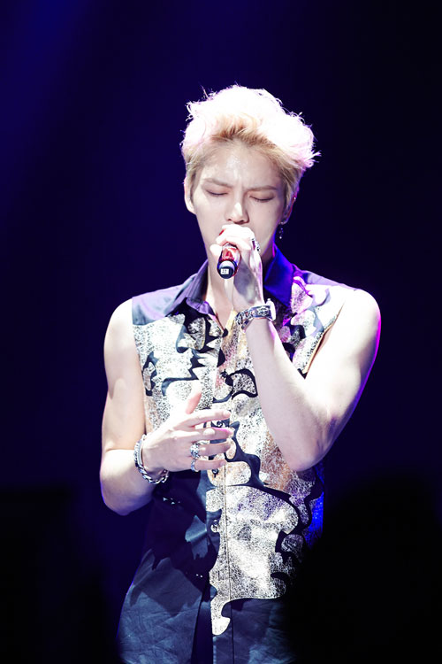 JYJ中国・成都公演、ファン9000人が熱狂