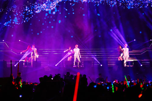 JYJ中国・成都公演、ファン9000人が熱狂