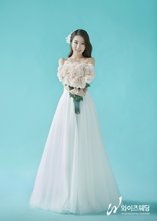 キム・ナジン＆キム・ヘジ、ウエディング写真公開