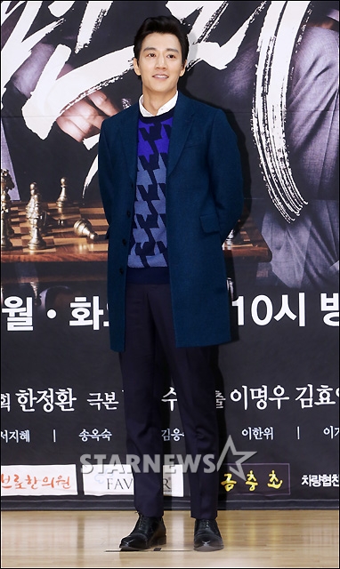 キム・レウォン「現在の体重は73キロ」＝『パンチ』