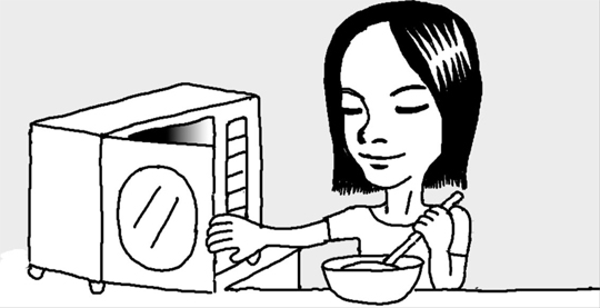 電子レンジで食品を温めるときは