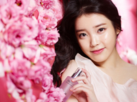 IU、化粧品ブランドのモデルに