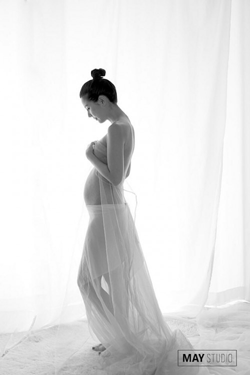 妊娠20週イ・ユンミ、夫とアツアツ2ショット