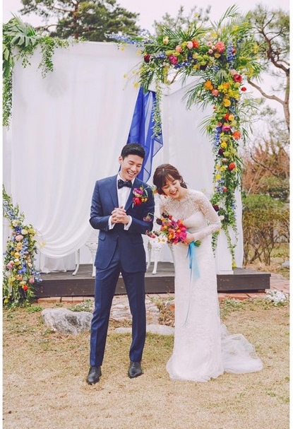 ユン・スンア＆キム・ムヨル、結婚式の写真公開