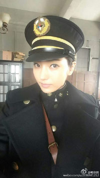 ハン・チェヨン、中国映画の撮影で警察官姿に