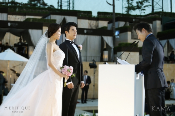 アン・ジェウク＆チェ・ヒョンジュ、結婚式の写真公開
