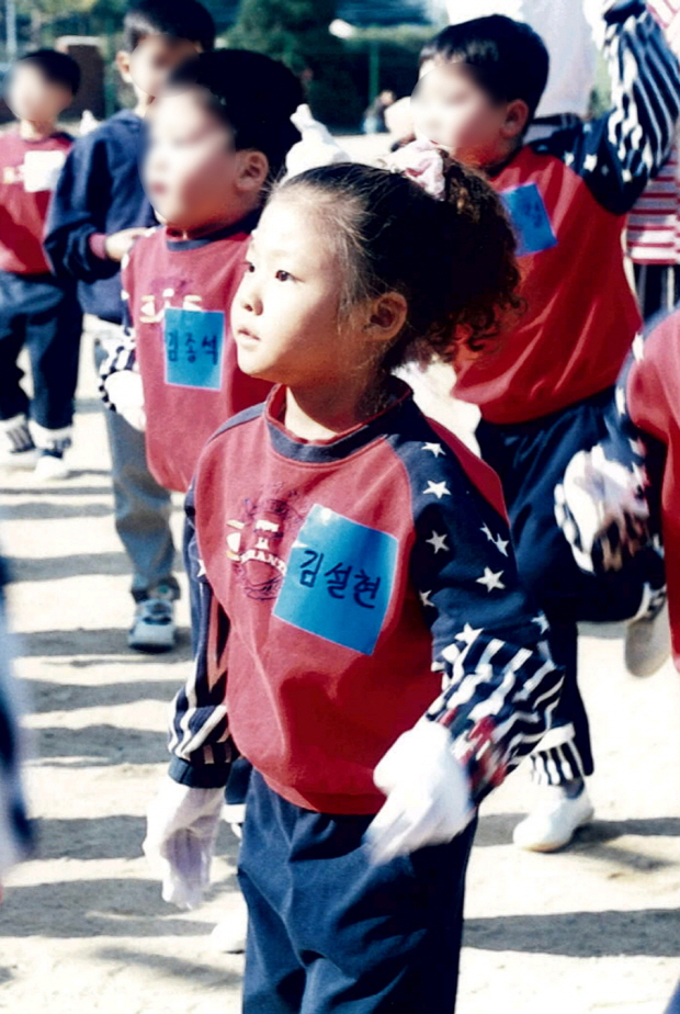 AOAソルヒョン、幼少時代の写真公開