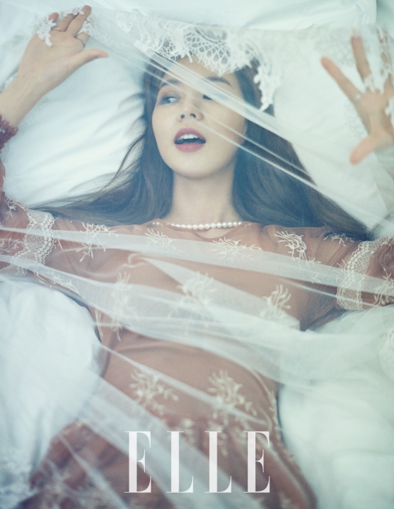 【フォト】チン・テヒョン＆パク・シウン夫妻「ELLE」グラビア