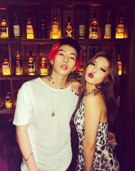 Jay Park、ヒョナとのセクシー2ショット公開 