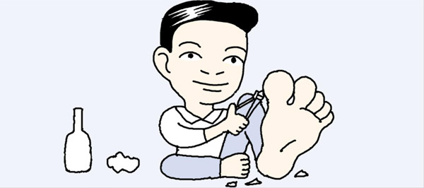 硬い足のツメを切る時は