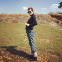 妊娠6カ月キム・ナヨン、ふっくらお腹を披露