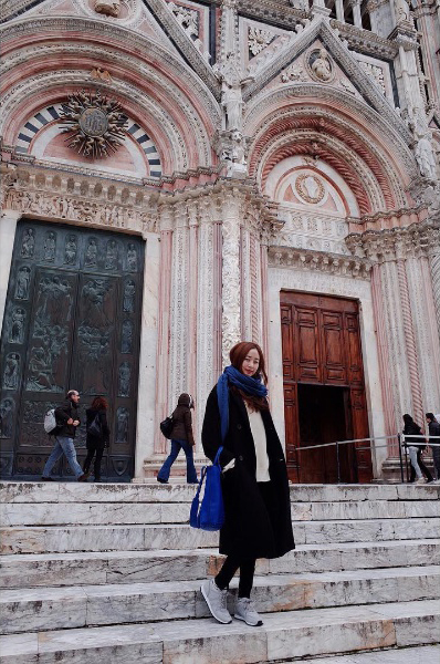 キム・ヒョジンが、イタリア旅行の感想を公開