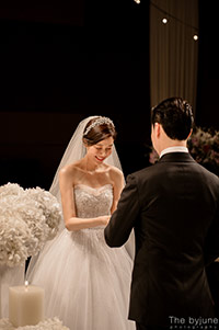 キム・ハヌルの結婚式の写真公開