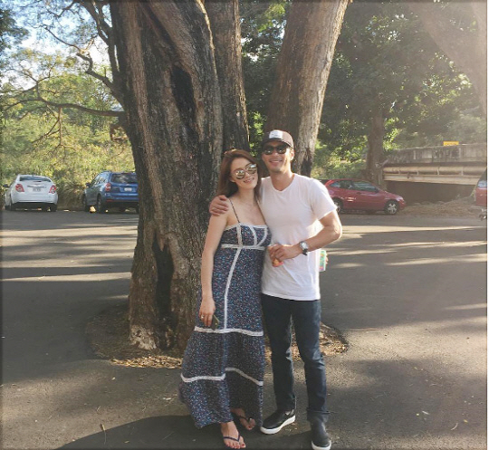 元ASカヒ、ハワイでいちゃいちゃ新婚旅行