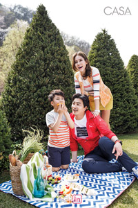 【フォト】安貞桓&イ・ヘウォン夫人&リファン君「幸せ家族写真」
