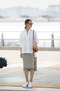 【フォト】八頭身チェ・ヨジンのシックな空港ファッション