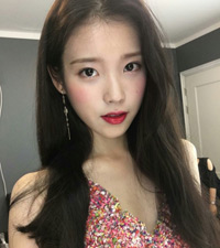 「ますますきれいに…」IU、大人の女性の色香