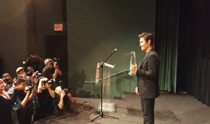 イ・ビョンホン、ニューヨークで「スター・アジア賞」を受賞