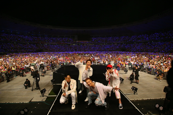 BIGBANGとiKONに5万5000人が熱狂！＝「a-nation stadium fes.2016」